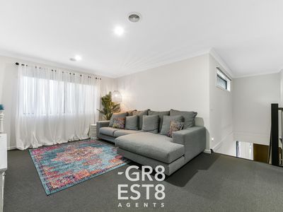 14 Merritt Avenue, Cranbourne West