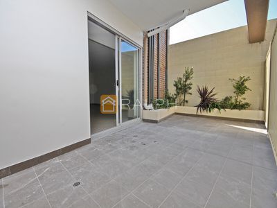 C2 / 2 Remly Street, Roselands