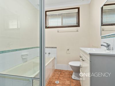 1 / 21 Kent Road, Dapto