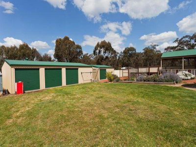 2 Holmes Road, Huntly