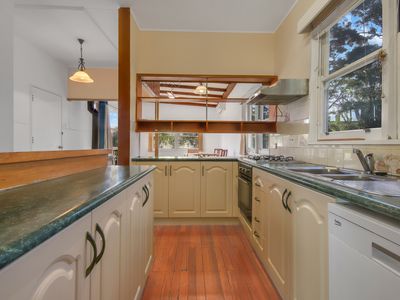 5 Field Street, Narooma