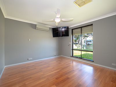 4 Fir Court, Camillo