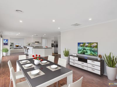 8 Colwyn Drive, Narre Warren South