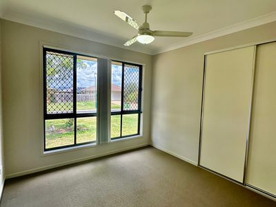 25 Blaxland Court, Laidley North