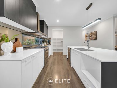 79 Deoro Parade, Clyde North