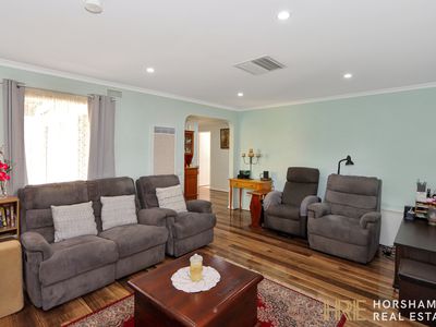 15 Willow Court, Donald