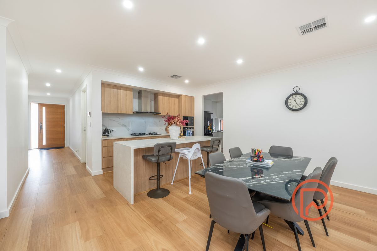 8 Trimboli Crescent, Riverlea Park