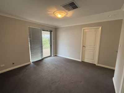 2 / 9 Kuwarra Lane, Karlkurla