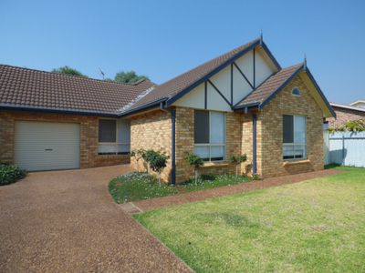3B Dowell Place, Griffith