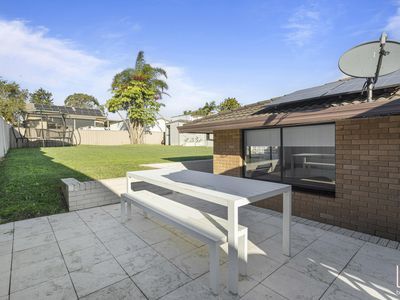 21 Phyllis Avenue, Kanwal