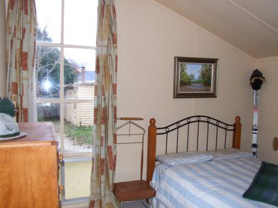21 Freeburgh Avenue, Mount Beauty