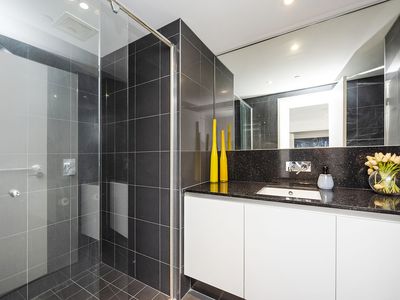 606 / 96 Bow River Crescent, Burswood