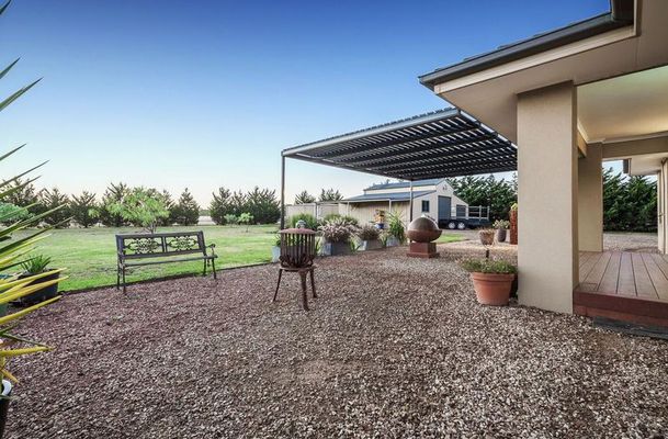 14 Peregrine Road, Oaklands Junction