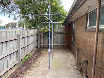 2 / 1 Kelly Street, Werribee