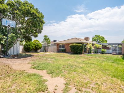 16 KINGSBURY COURT , Wodonga