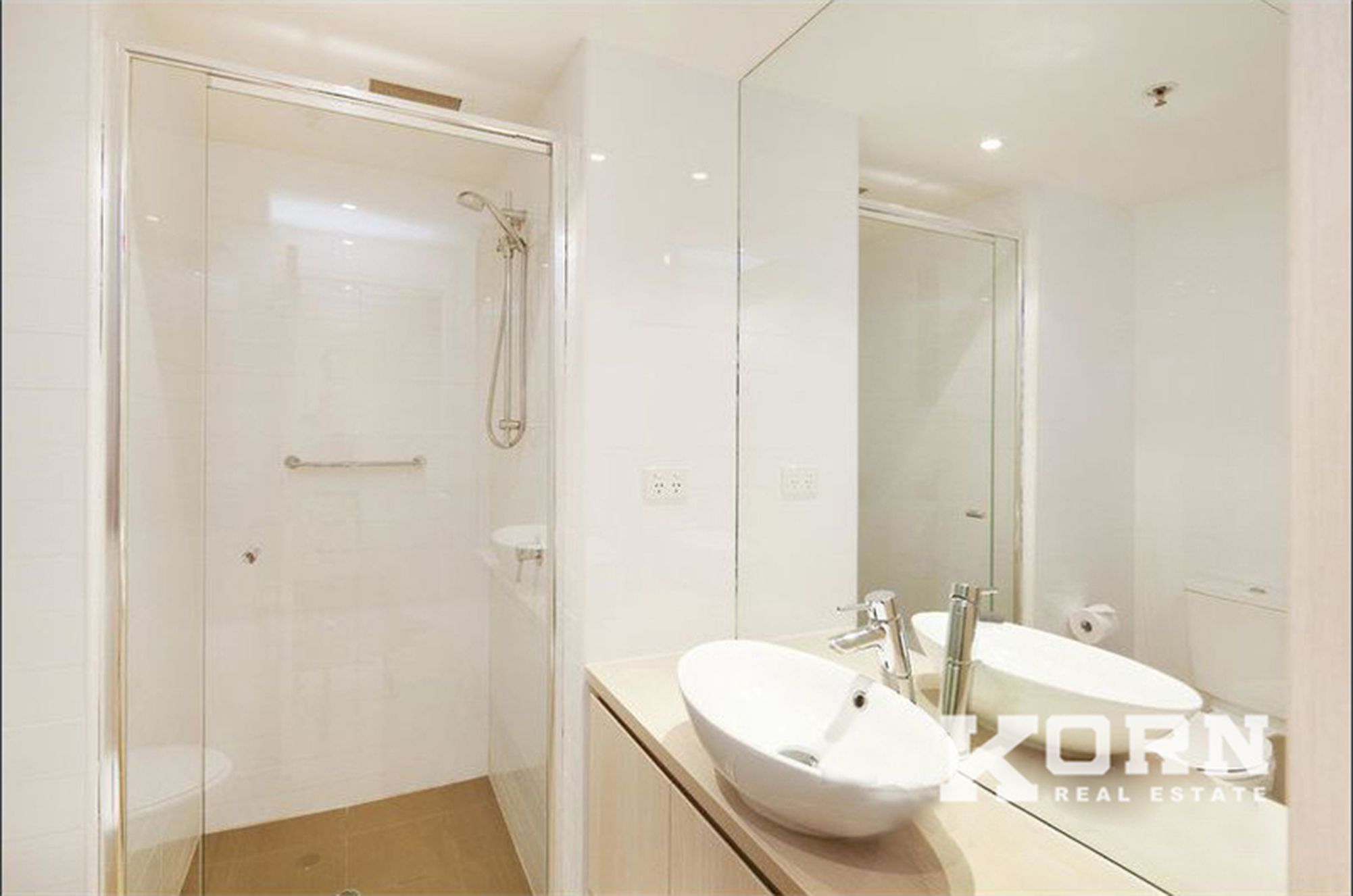 612 / 10 Balfours Way, Adelaide