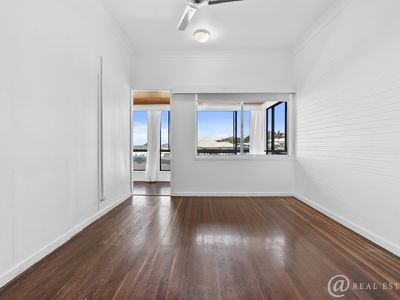 9 Ray Street, Lammermoor