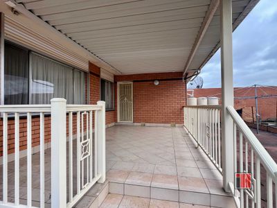 22 Lake Street, Avondale Heights