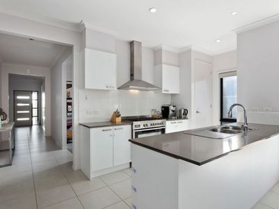 16 Kombi Road, Leopold