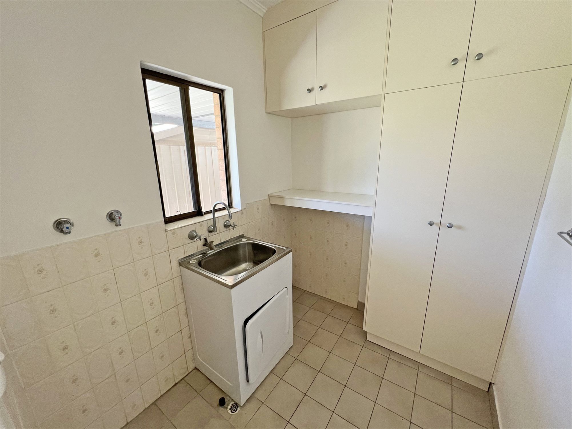 33 Wolseley Terrace, Ascot Park