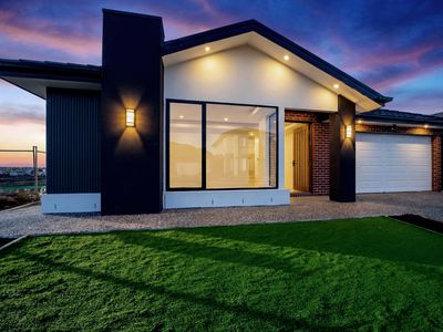 26 Akron Street, Manor Lakes