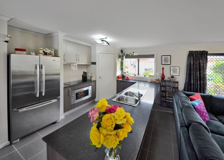 4 Neptune Avenue North, Portland