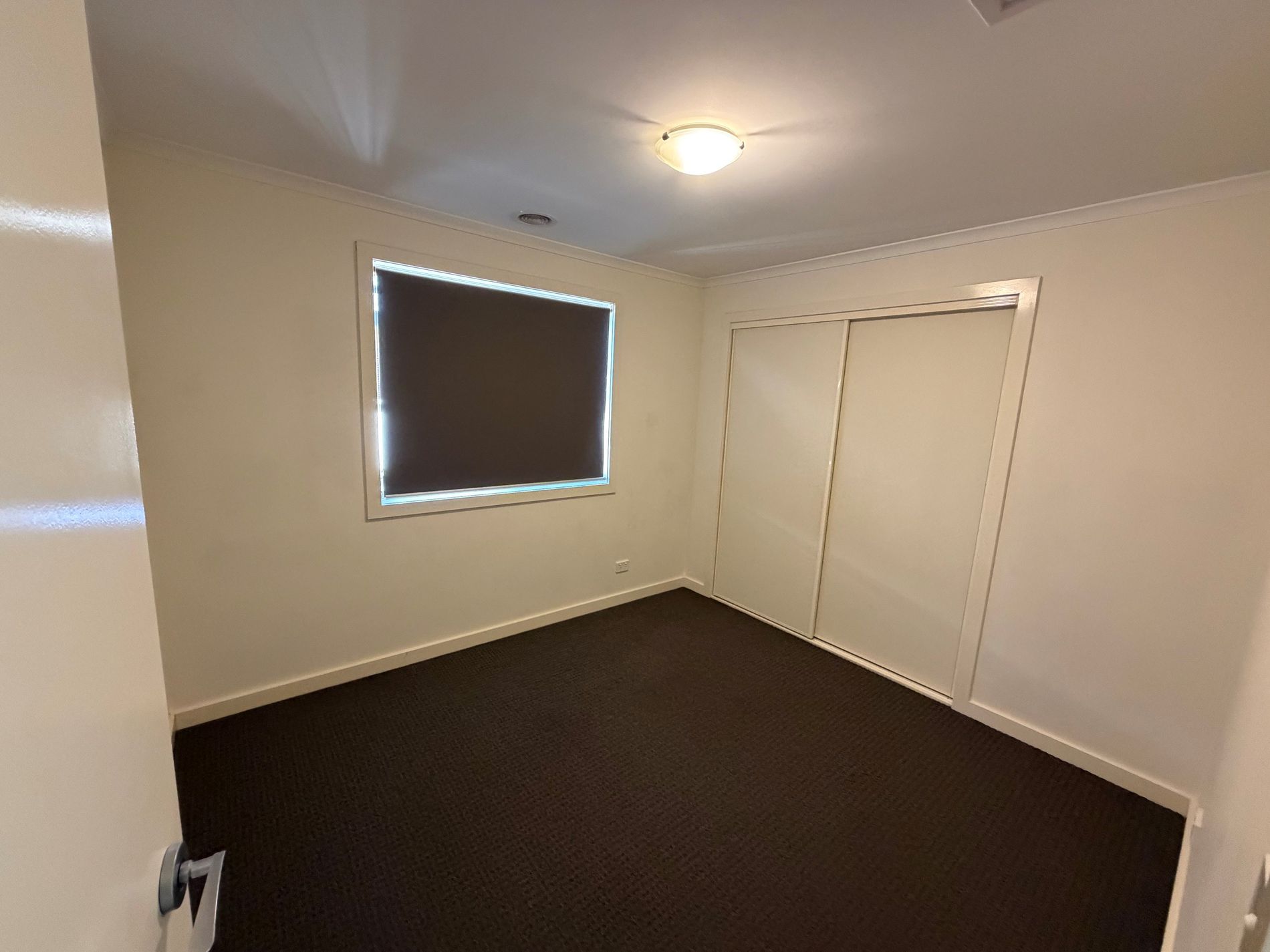 2 / 2 Lilly Pilly Close, Werribee