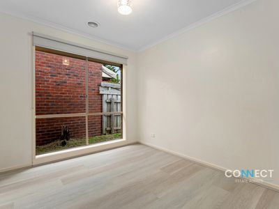 8 Rochelle Court, Narre Warren South