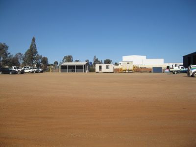 32 Wilurarra Road, West Kalgoorlie