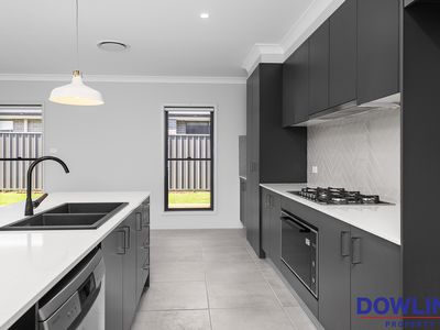 9 Kingaroy Street, Medowie