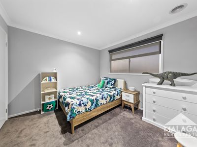 16 Palmer Parade, Derrimut