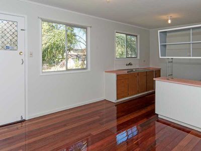 6 Roy Street, North Booval