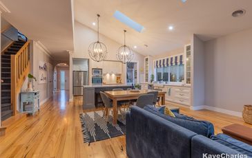 8 Pink Hill Boulevard, Beaconsfield