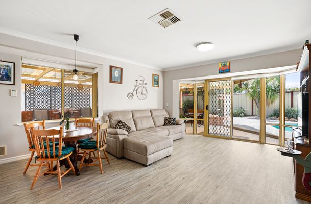 8 Bolivar Court, Safety Bay