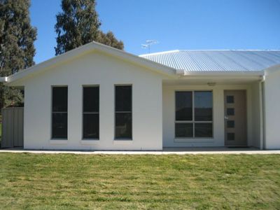 4 Megan Place , Mount Gambier