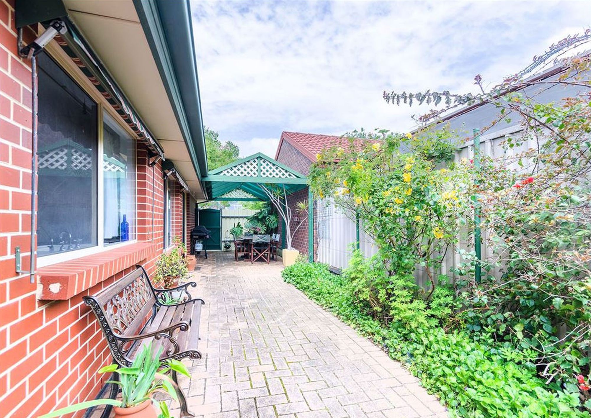 4 Field Street, Oakden