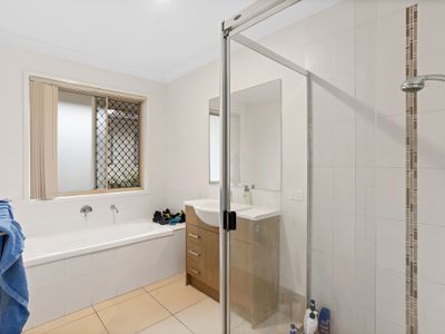 22 BANJO CRESCENT, Gilston