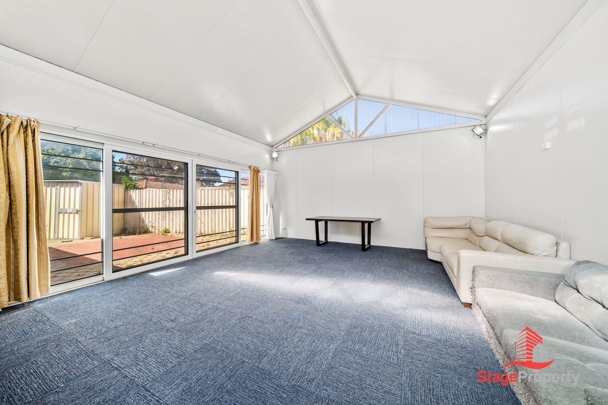 24A Castlereagh Close, Willetton