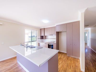 41-43 Rosella Parade, Kingaroy