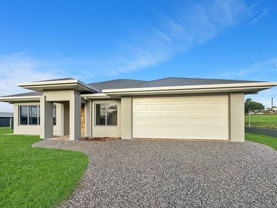 15 Waller Street, Atherton
