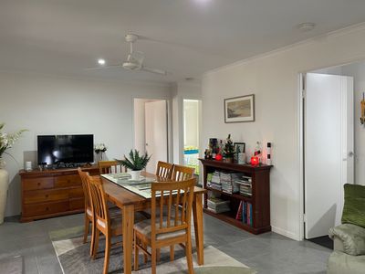 8 Eyre Court, Urraween