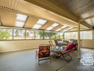 873 Polhill Road, Wellingrove