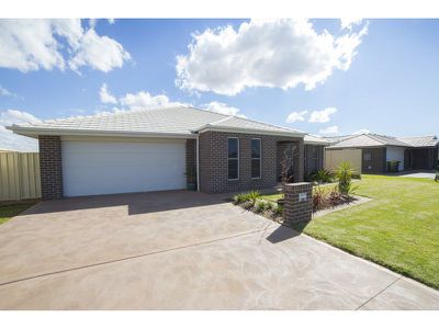20 Hindmarsh Esplanade, Dubbo