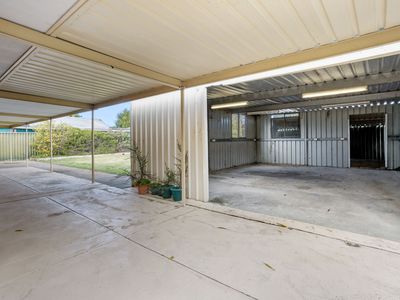 12 Glencairn Way, Parkwood