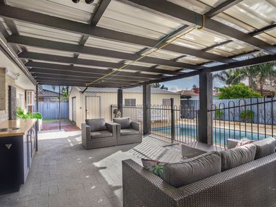 11 Tewson Road, Camillo