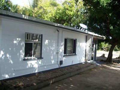 1 / 10 Howard Street, Cooktown