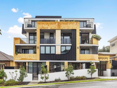 7 / 152 Scarborough Beach Road, Scarborough