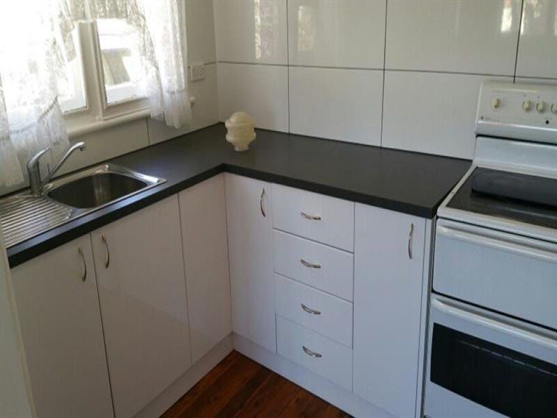 218 Hamilton Road, Fairfield West