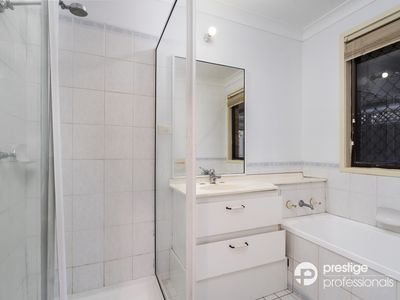 7 Implexa Court, Wattle Grove