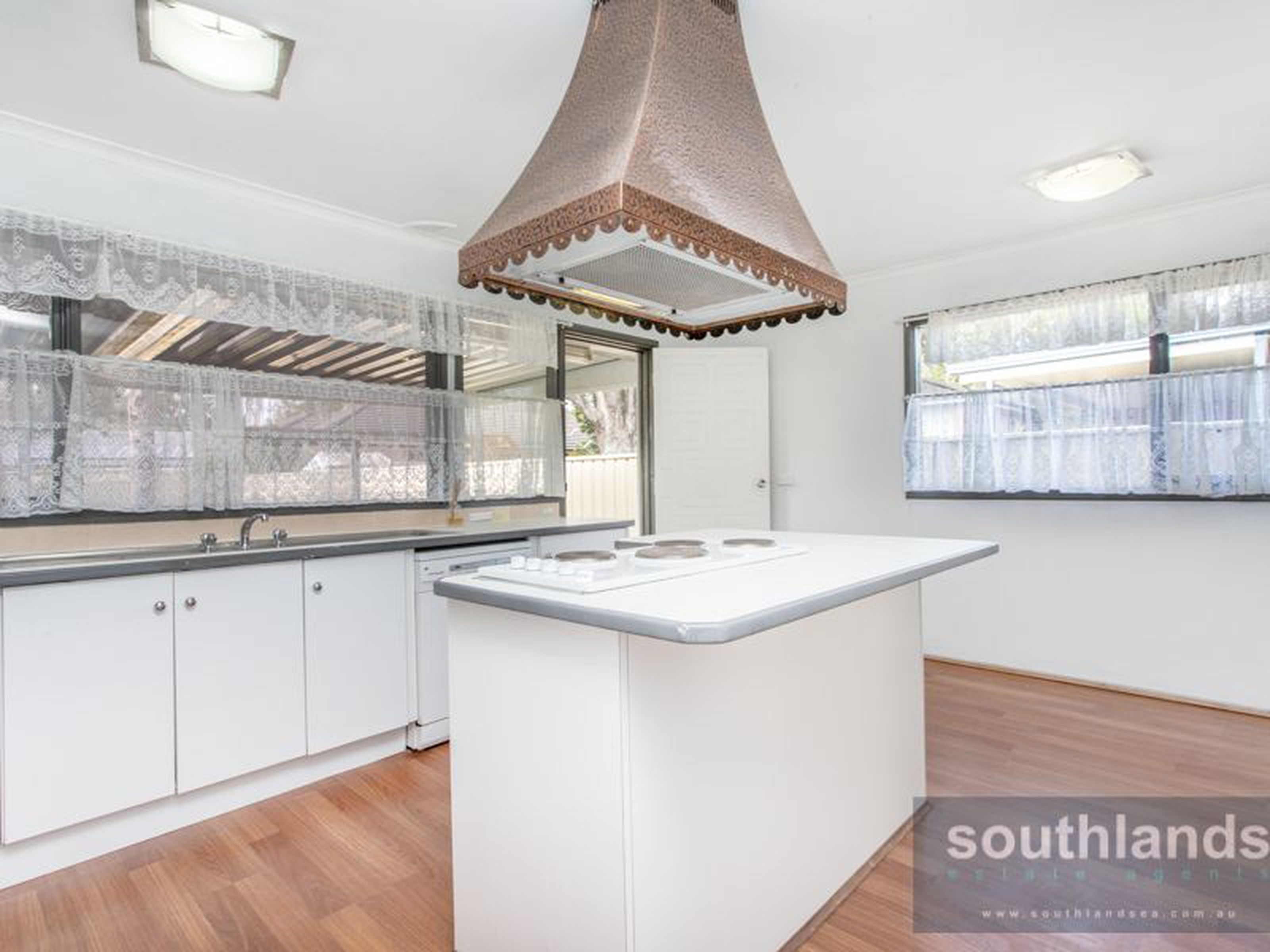 10 Mosely Avenue, SOUTH PENRITH